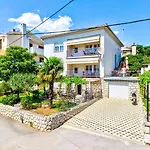 Lejlighed Helles Nur 200 Meter Zum Sandstrand Mit Meerblick Crikvenica